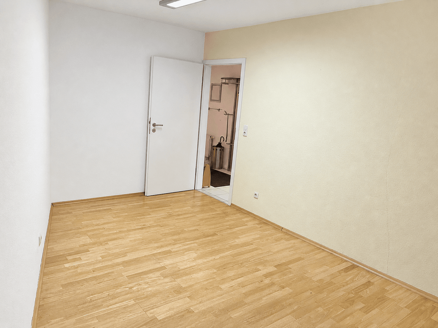 Predaj kancelárie 65 m², Thomasstraße 2b, Velbert, Severné Porýnie - Westfálsko Predaj kancelárie 65 m², Thomasstraße 2b, Velbert, Severné Porýnie - Westfálsko