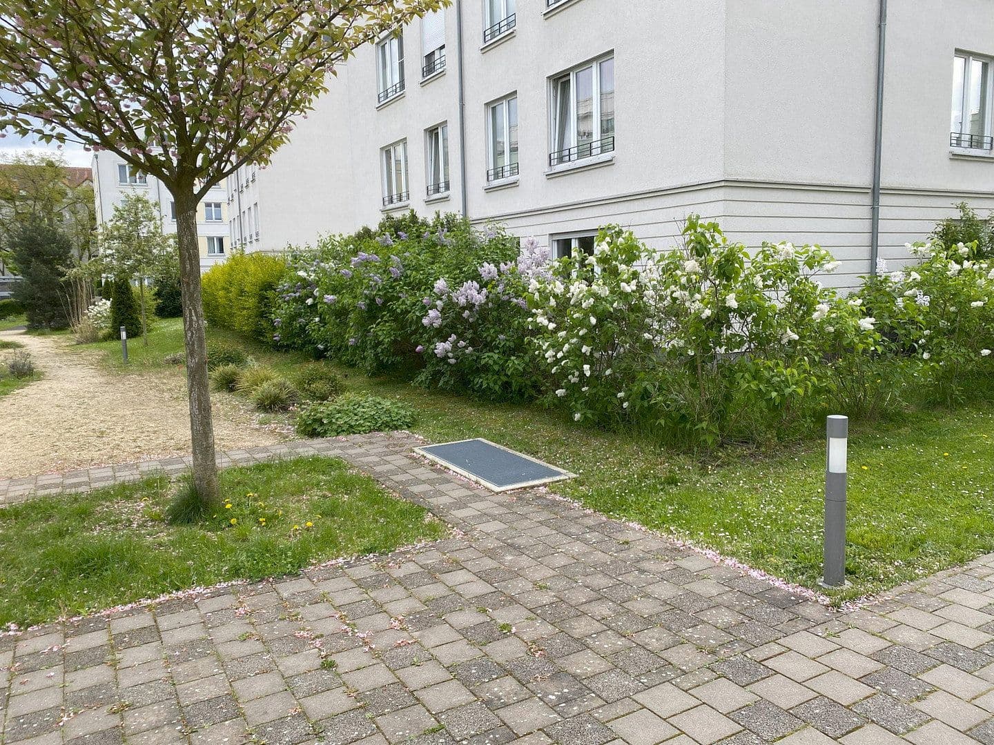 Predaj bytu 3-izbový 120 m², Berlin, Berlín Predaj bytu 3-izbový 120 m², Berlin, Berlín