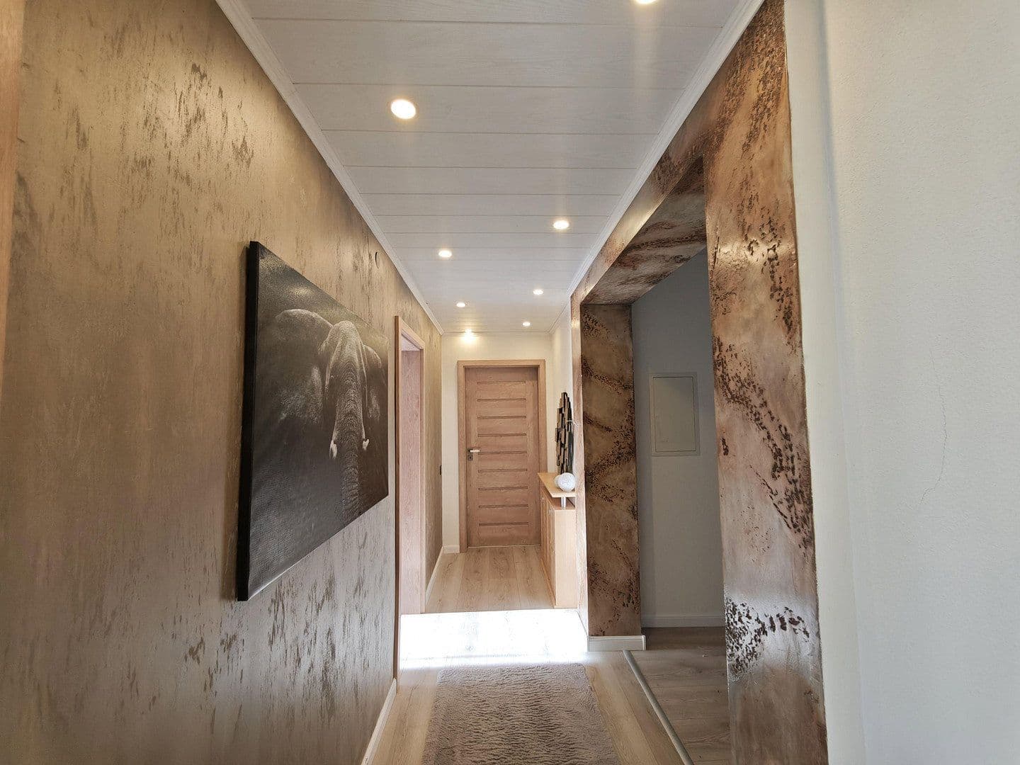 Predaj domu 404 m², pozemok 416 m², Tiefenbronn, Bádensko-Wurttembersko Predaj domu 404 m², pozemok 416 m², Tiefenbronn, Bádensko-Wurttembersko