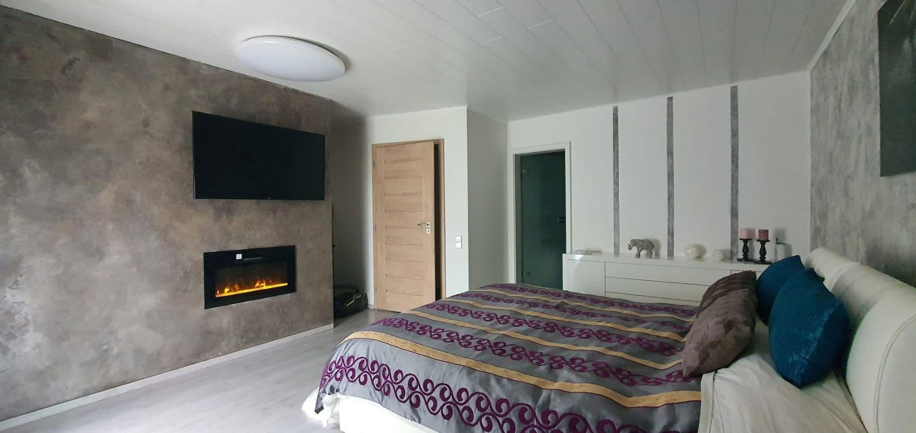 Predaj domu 404 m², pozemok 416 m², Tiefenbronn, Bádensko-Wurttembersko Predaj domu 404 m², pozemok 416 m², Tiefenbronn, Bádensko-Wurttembersko