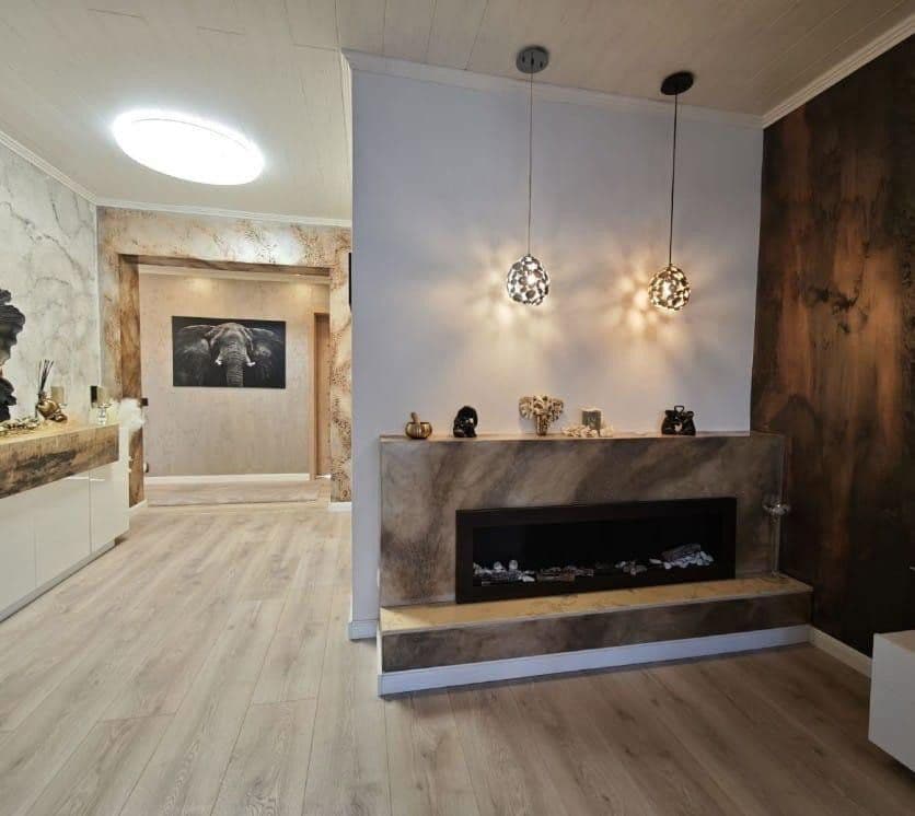 Predaj domu 404 m², pozemok 416 m², Tiefenbronn, Bádensko-Wurttembersko Predaj domu 404 m², pozemok 416 m², Tiefenbronn, Bádensko-Wurttembersko