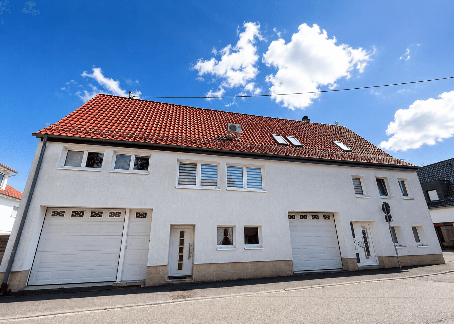 Predaj domu 404 m², pozemok 416 m², Tiefenbronn, Bádensko-Wurttembersko Predaj domu 404 m², pozemok 416 m², Tiefenbronn, Bádensko-Wurttembersko