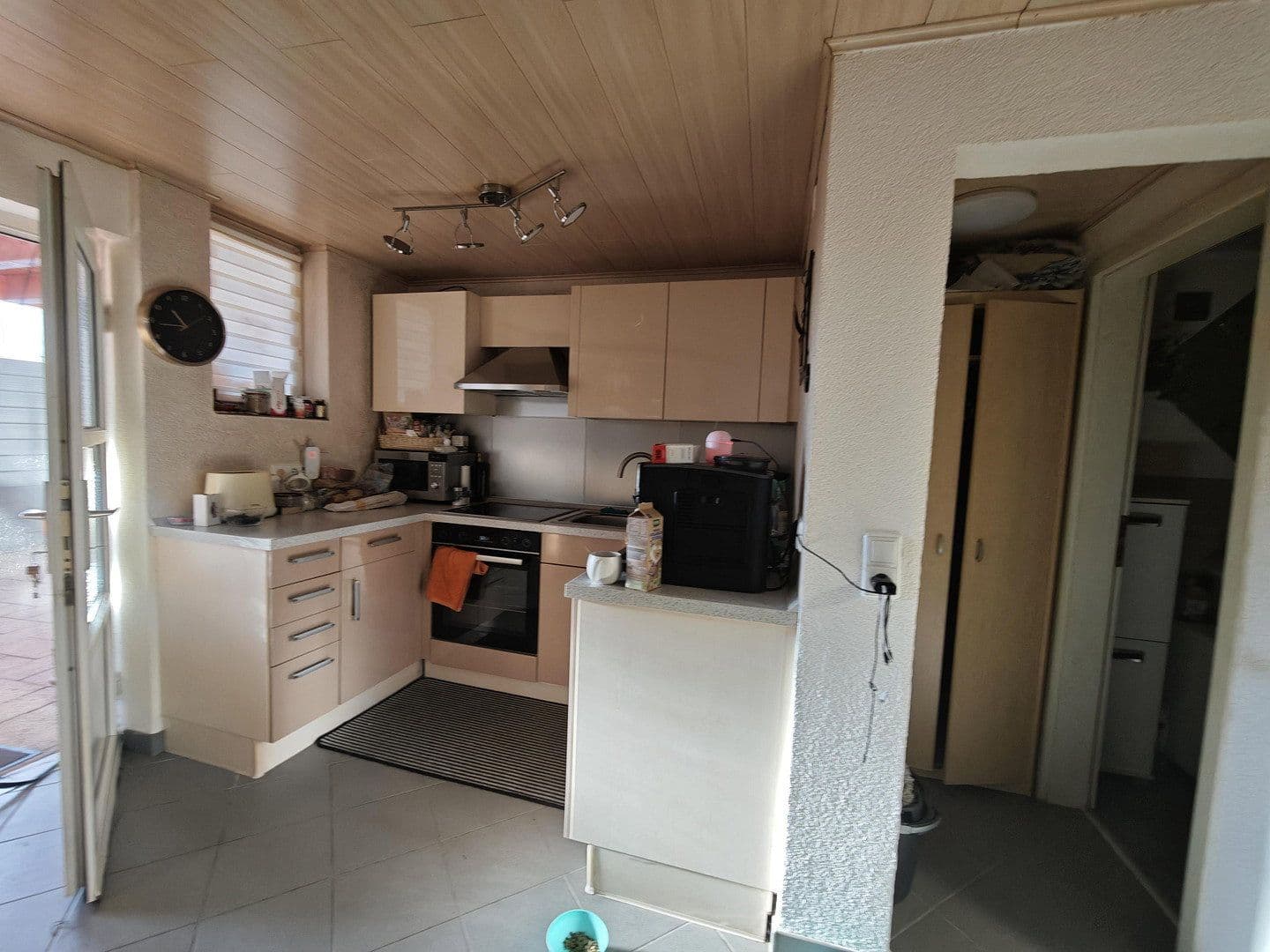 Predaj domu 404 m², pozemok 416 m², Tiefenbronn, Bádensko-Wurttembersko Predaj domu 404 m², pozemok 416 m², Tiefenbronn, Bádensko-Wurttembersko