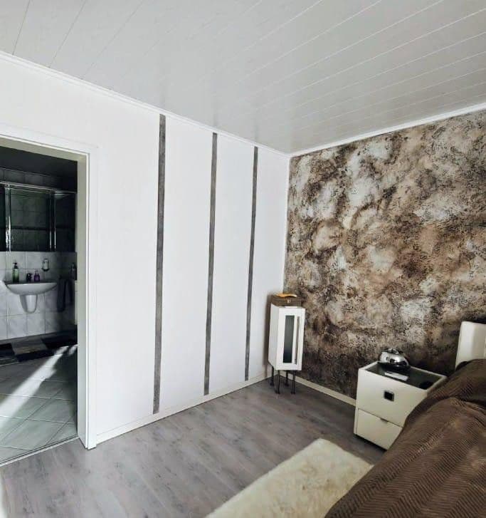 Predaj domu 404 m², pozemok 416 m², Tiefenbronn, Bádensko-Wurttembersko Predaj domu 404 m², pozemok 416 m², Tiefenbronn, Bádensko-Wurttembersko