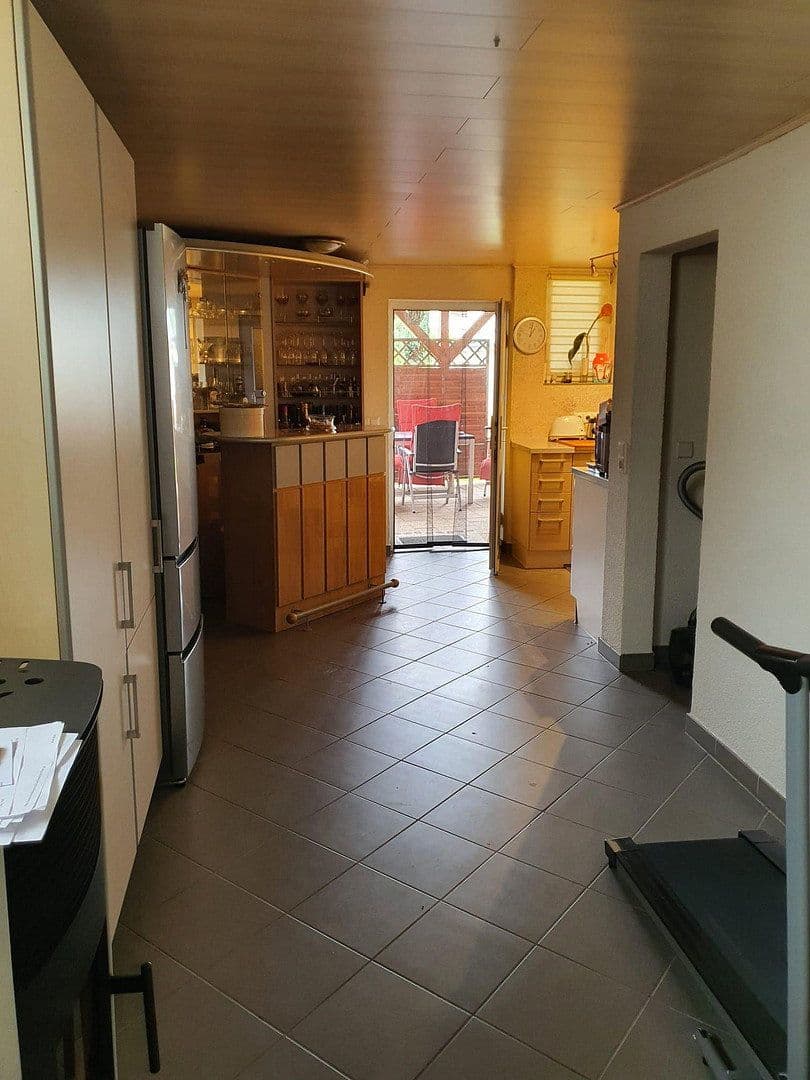 Predaj domu 404 m², pozemok 416 m², Tiefenbronn, Bádensko-Wurttembersko Predaj domu 404 m², pozemok 416 m², Tiefenbronn, Bádensko-Wurttembersko