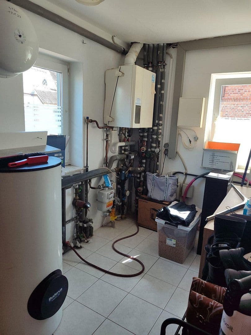 Predaj domu 190 m², pozemok 401 m², Lehmbergstraße 35, Kellinghusen, Šlezvicko-Holštajnsko Predaj domu 190 m², pozemok 401 m², Lehmbergstraße 35, Kellinghusen, Šlezvicko-Holštajnsko