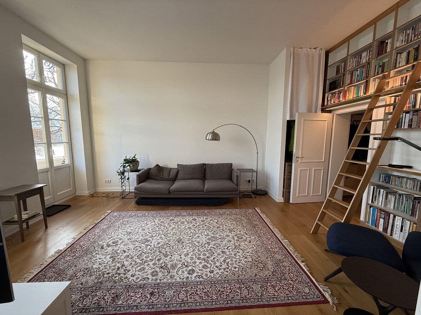 Predaj bytu 2-izbový 94 m², Alexandrinenstraße, Schwerin, Meklenbursko-Predpomoransko Predaj bytu 2-izbový 94 m², Alexandrinenstraße, Schwerin, Meklenbursko-Predpomoransko