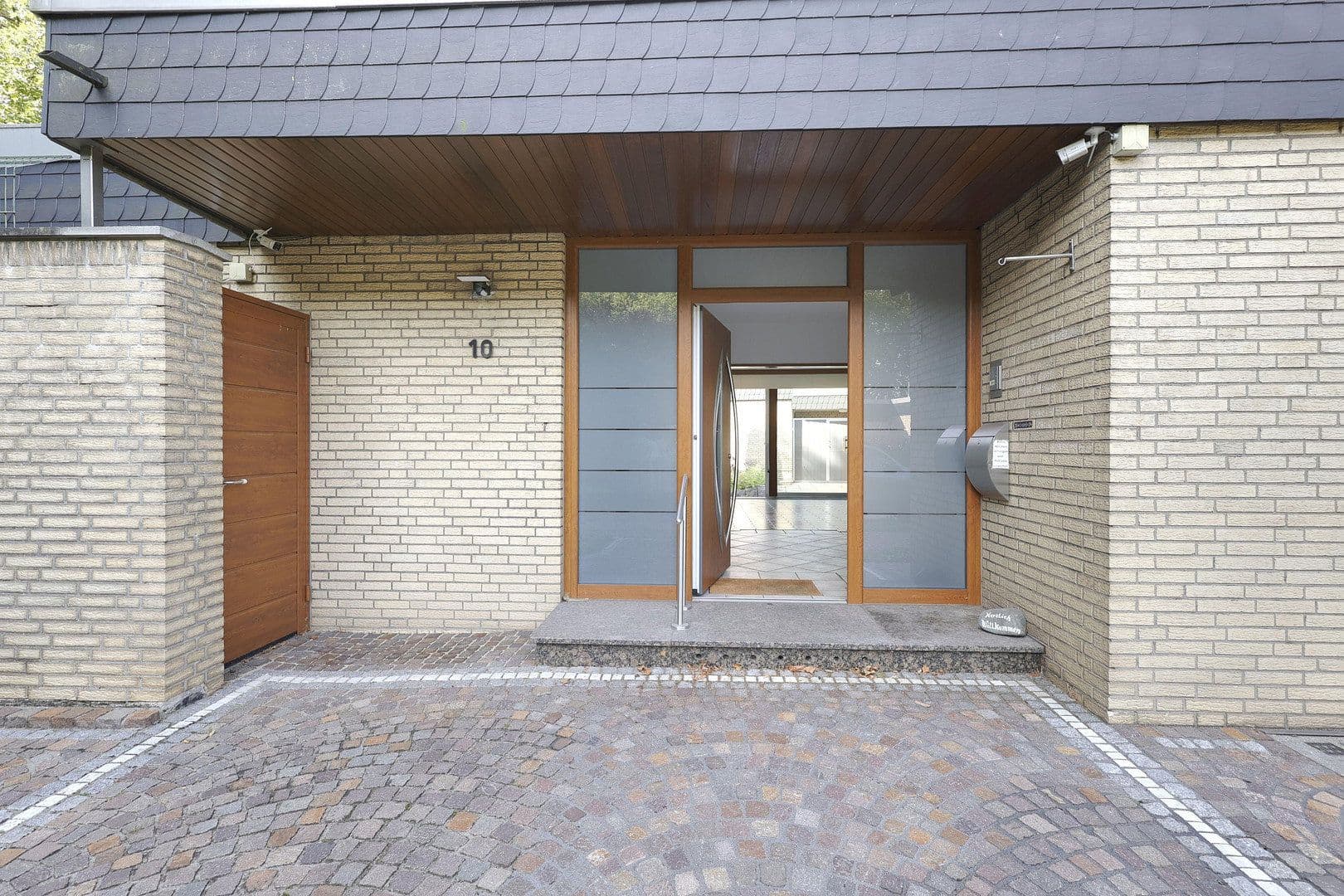 Predaj domu 190 m², pozemok 800 m², Duisburg, Severné Porýnie - Westfálsko Predaj domu 190 m², pozemok 800 m², Duisburg, Severné Porýnie - Westfálsko