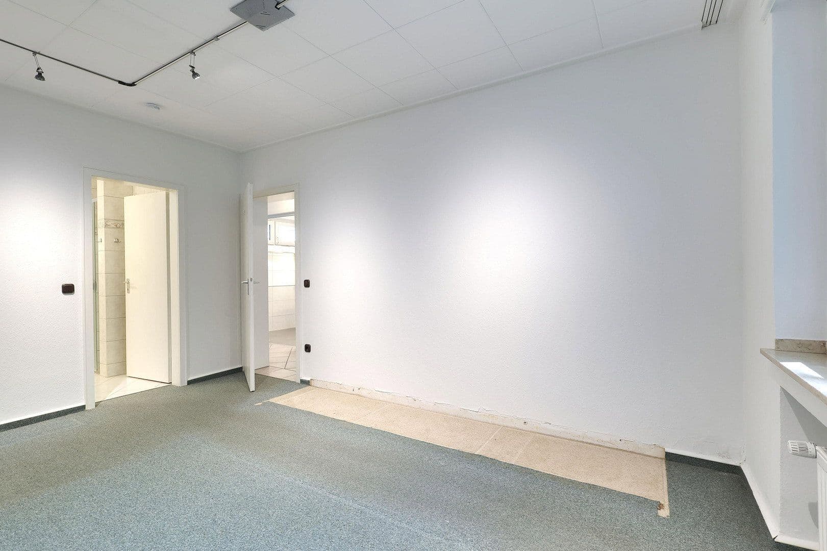 Predaj domu 190 m², pozemok 800 m², Duisburg, Severné Porýnie - Westfálsko Predaj domu 190 m², pozemok 800 m², Duisburg, Severné Porýnie - Westfálsko