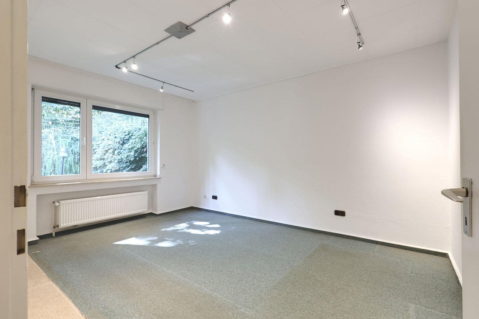 Predaj domu 190 m², pozemok 800 m², Duisburg, Severné Porýnie - Westfálsko Predaj domu 190 m², pozemok 800 m², Duisburg, Severné Porýnie - Westfálsko