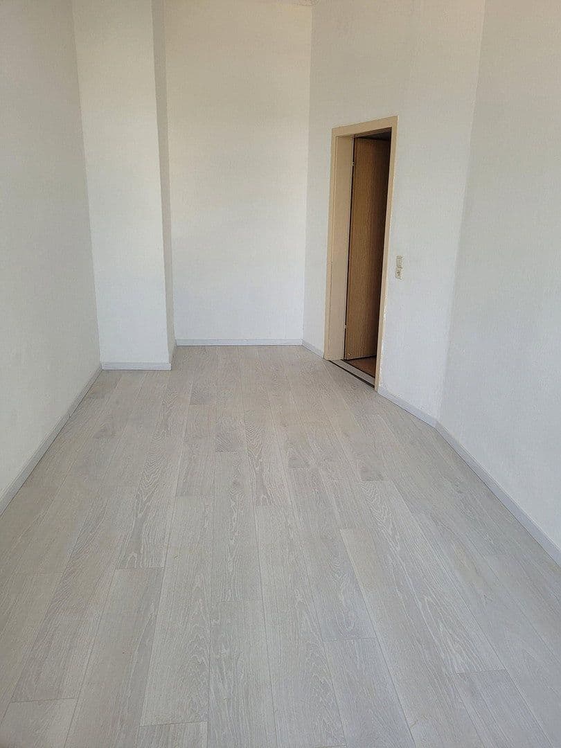 Predaj bytu 3-izbový 82 m², Hermann-Liebmann-Str. 103, Leipzig, Sasko Predaj bytu 3-izbový 82 m², Hermann-Liebmann-Str. 103, Leipzig, Sasko
