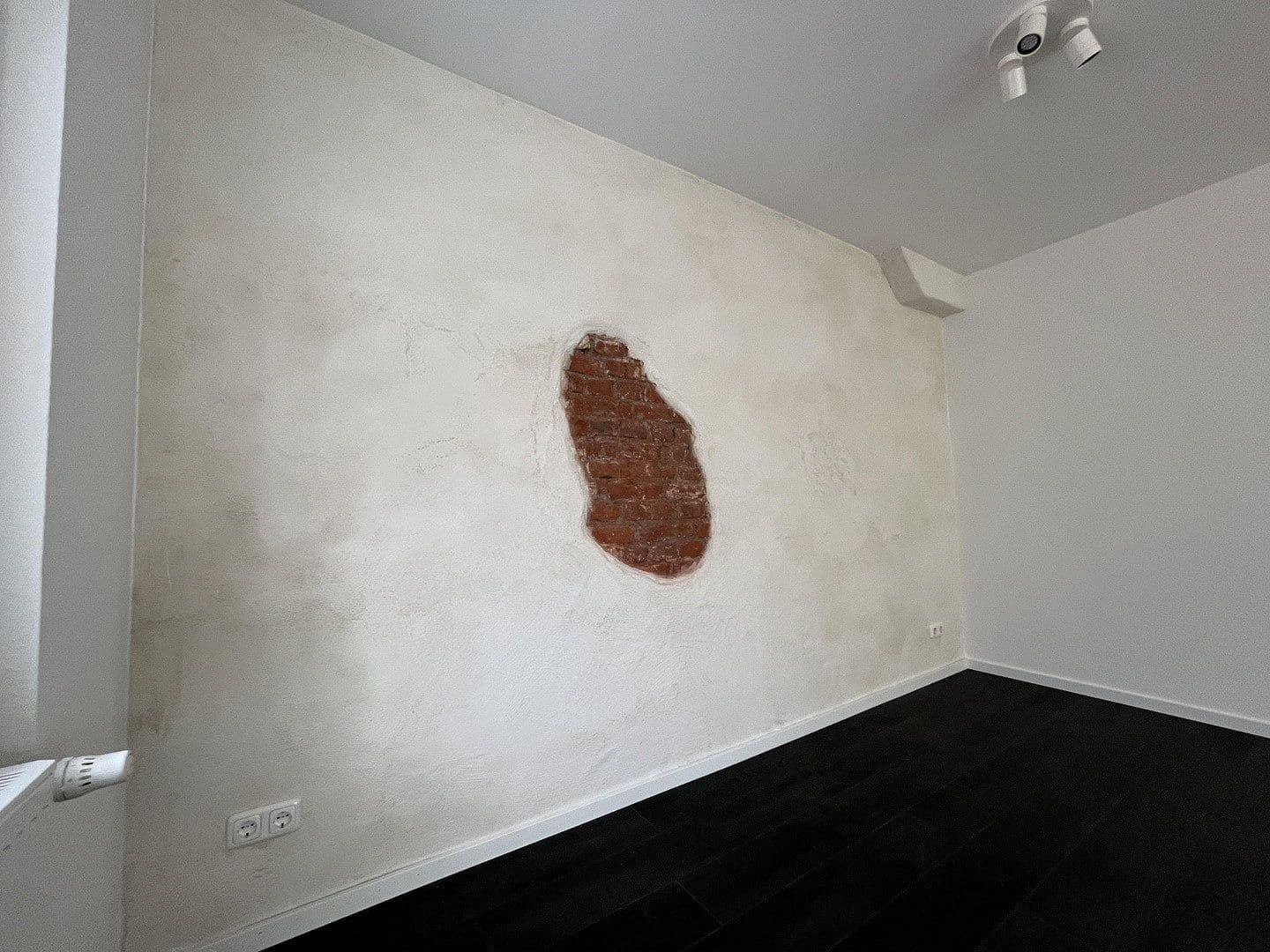 Prenájom bytu 1-izbový 44 m², Idstein, Hesensko Prenájom bytu 1-izbový 44 m², Idstein, Hesensko