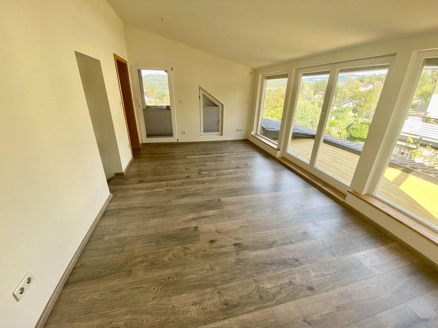 Predaj domu 209 m², pozemok 603 m², Suhl, Durínsko Predaj domu 209 m², pozemok 603 m², Suhl, Durínsko