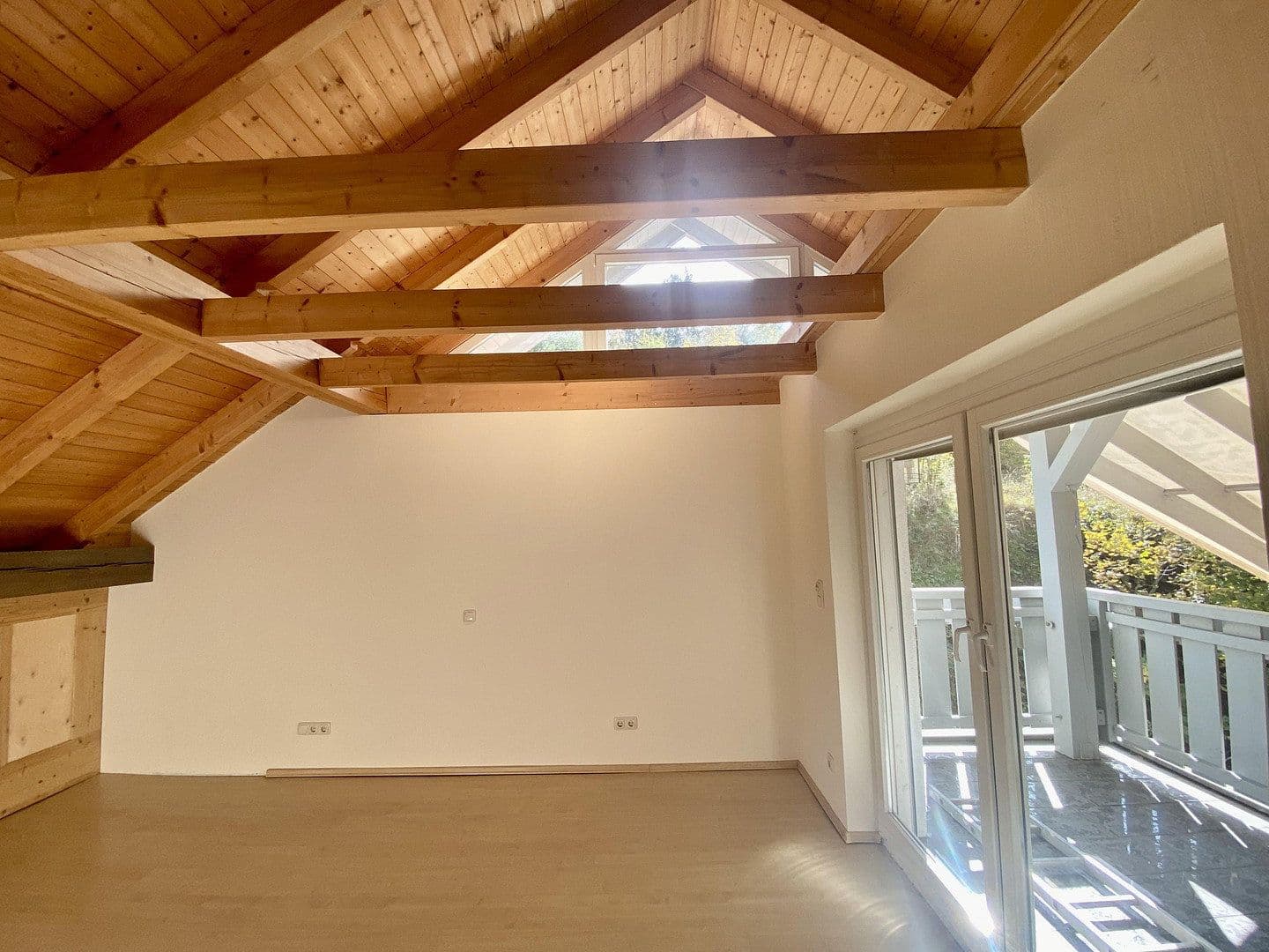 Predaj domu 209 m², pozemok 603 m², Suhl, Durínsko Predaj domu 209 m², pozemok 603 m², Suhl, Durínsko