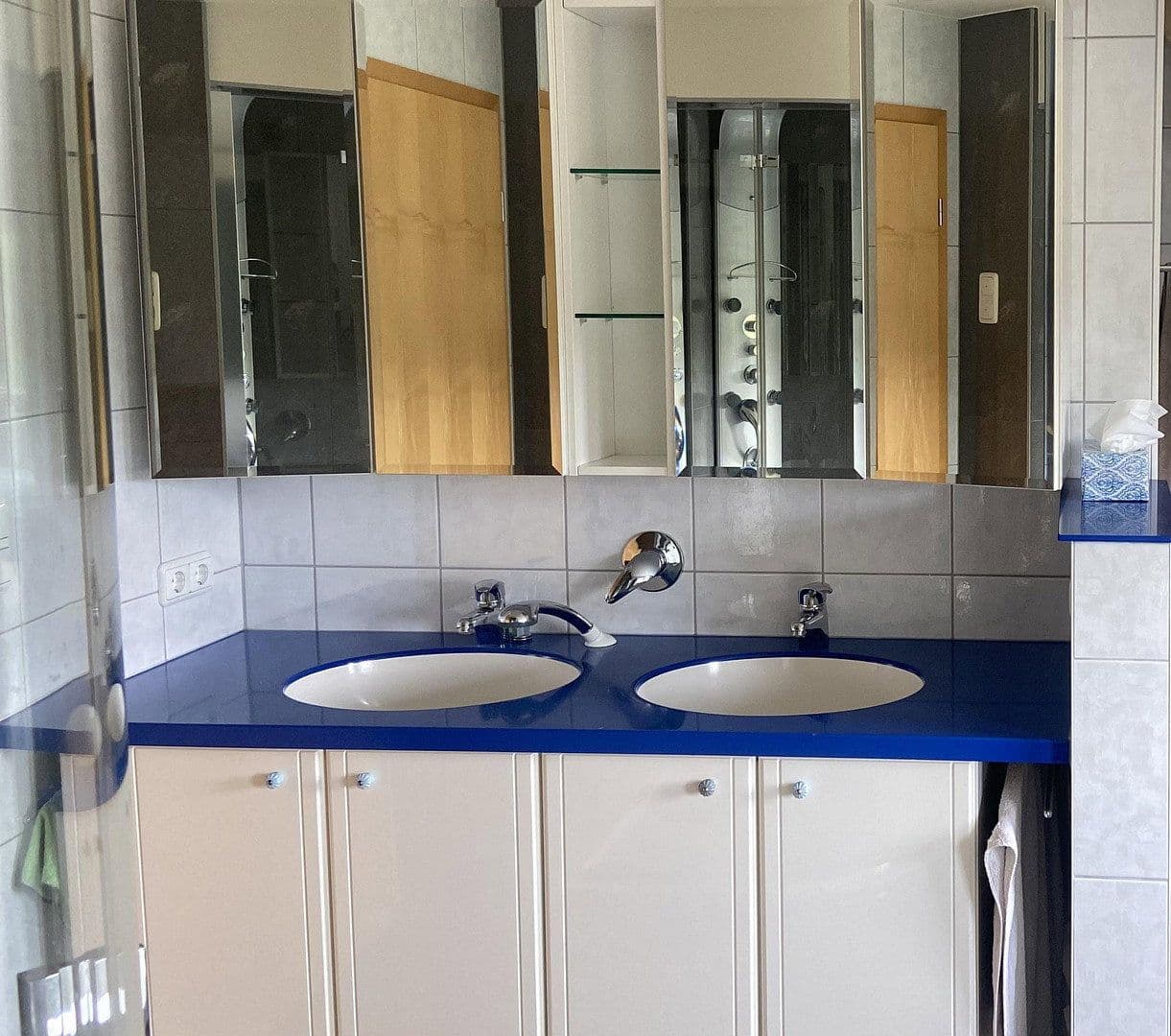 Predaj domu 209 m², pozemok 603 m², Suhl, Durínsko Predaj domu 209 m², pozemok 603 m², Suhl, Durínsko