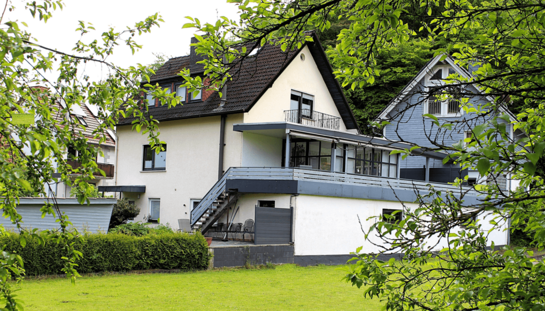 Predaj domu 312 m², pozemok 560 m², Lohgasse 20/18, Ringgau, Hesensko Predaj domu 312 m², pozemok 560 m², Lohgasse 20/18, Ringgau, Hesensko