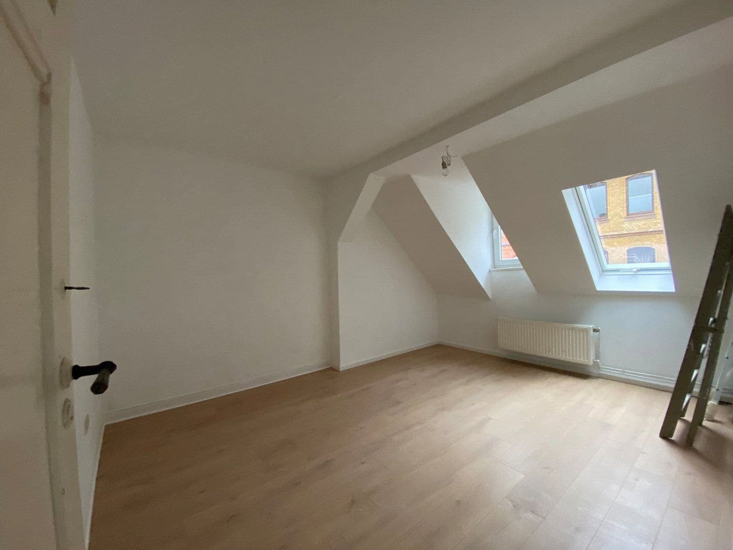 Prenájom bytu 4-izbový 104 m², Leunisstraße 2, Hildesheim, Dolné Sasko Prenájom bytu 4-izbový 104 m², Leunisstraße 2, Hildesheim, Dolné Sasko