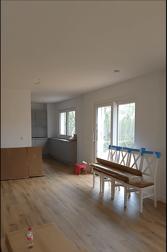 Prenájom bytu 3-izbový 93 m², Lanker Straße 8, Berlin, Berlín Prenájom bytu 3-izbový 93 m², Lanker Straße 8, Berlin, Berlín