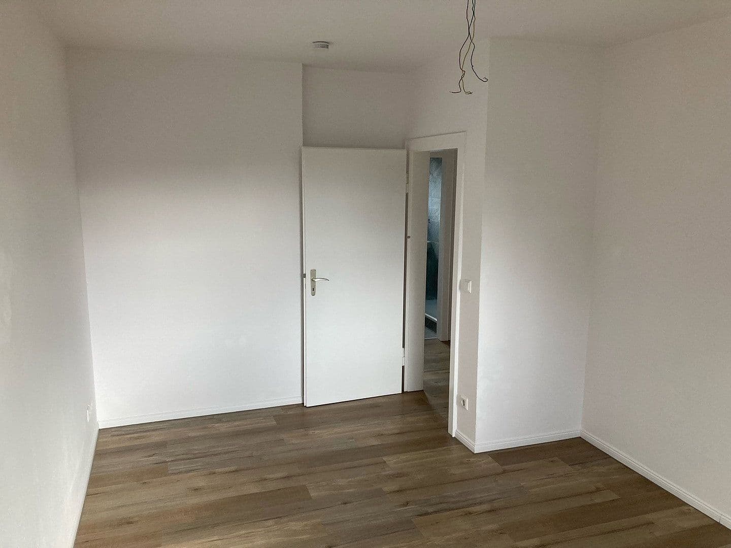 Prenájom bytu 2-izbový 80 m², Wolfsburg, Dolné Sasko Prenájom bytu 2-izbový 80 m², Wolfsburg, Dolné Sasko