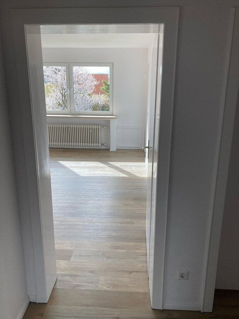 Prenájom bytu 2-izbový 80 m², Wolfsburg, Dolné Sasko Prenájom bytu 2-izbový 80 m², Wolfsburg, Dolné Sasko