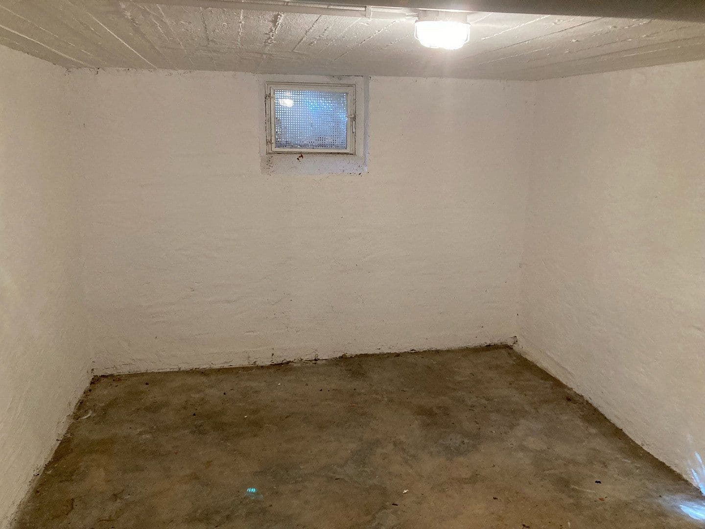 Prenájom bytu 2-izbový 80 m², Wolfsburg, Dolné Sasko Prenájom bytu 2-izbový 80 m², Wolfsburg, Dolné Sasko