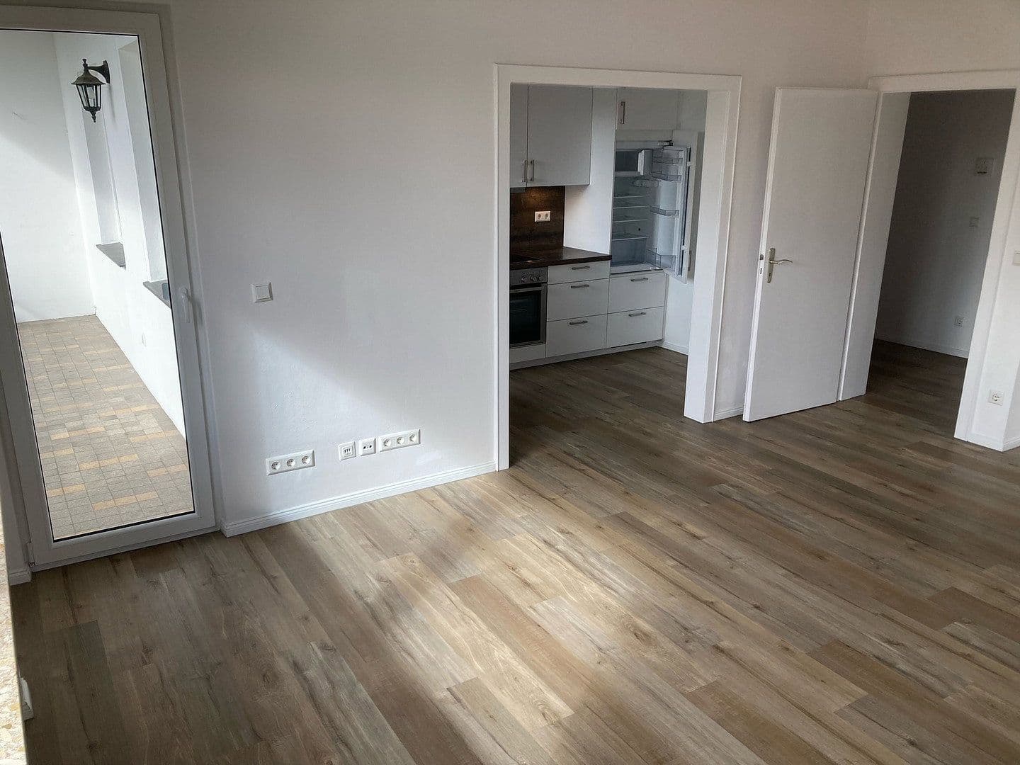 Prenájom bytu 2-izbový 80 m², Wolfsburg, Dolné Sasko Prenájom bytu 2-izbový 80 m², Wolfsburg, Dolné Sasko