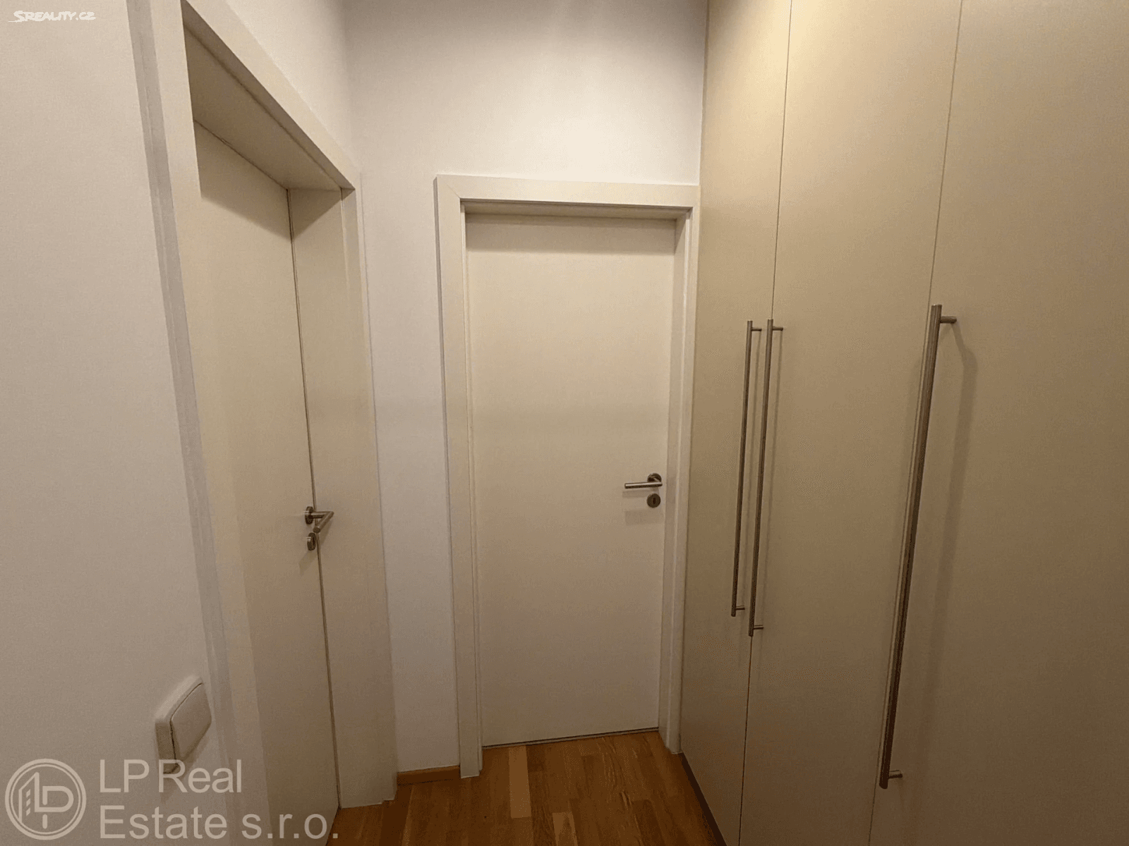 Predaj bytu 3-izbový 80 m², Divíškové, Praha, Praha Predaj bytu 3-izbový 80 m², Divíškové, Praha, Praha