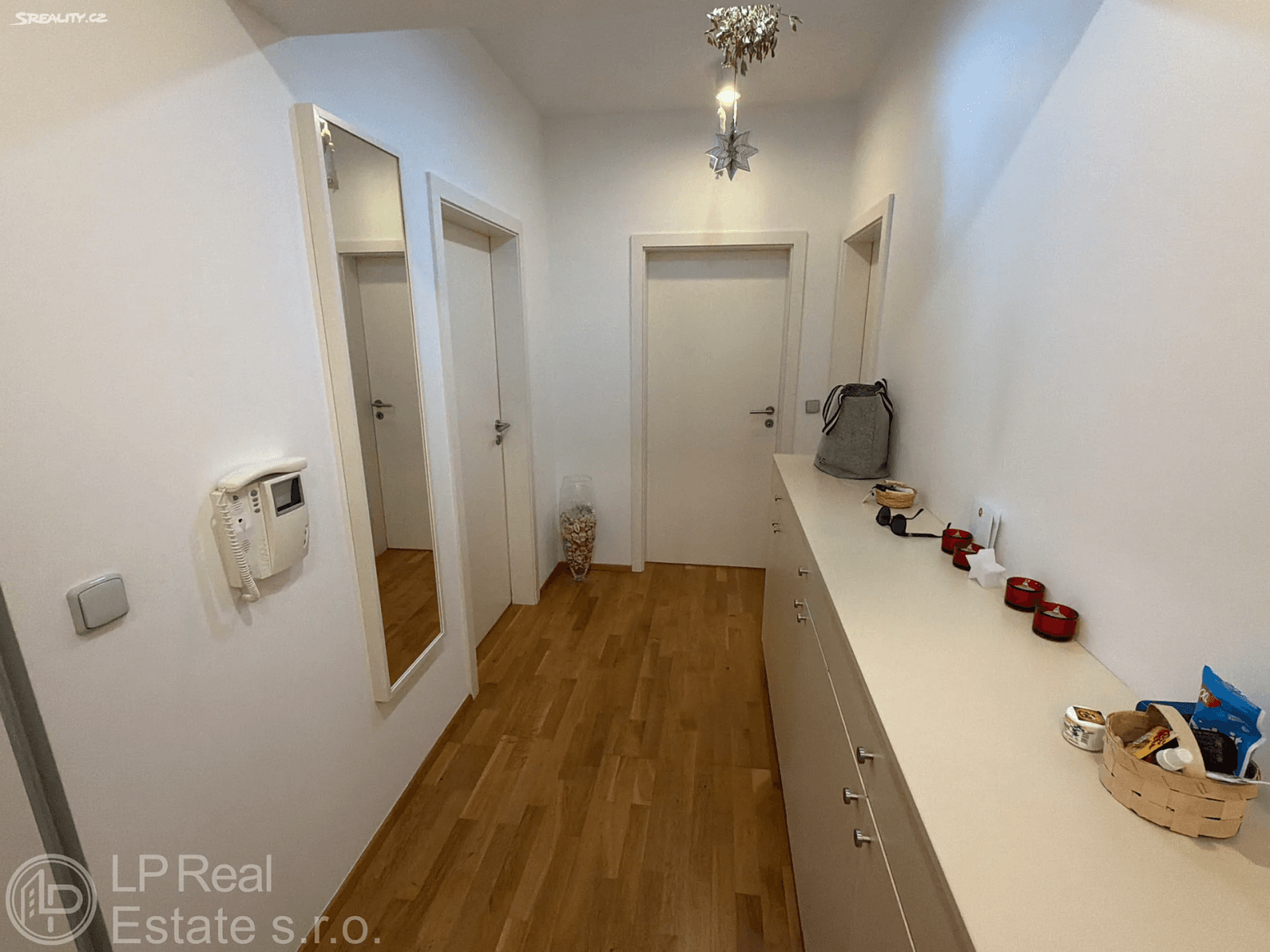 Predaj bytu 3-izbový 80 m², Divíškové, Praha, Praha Predaj bytu 3-izbový 80 m², Divíškové, Praha, Praha