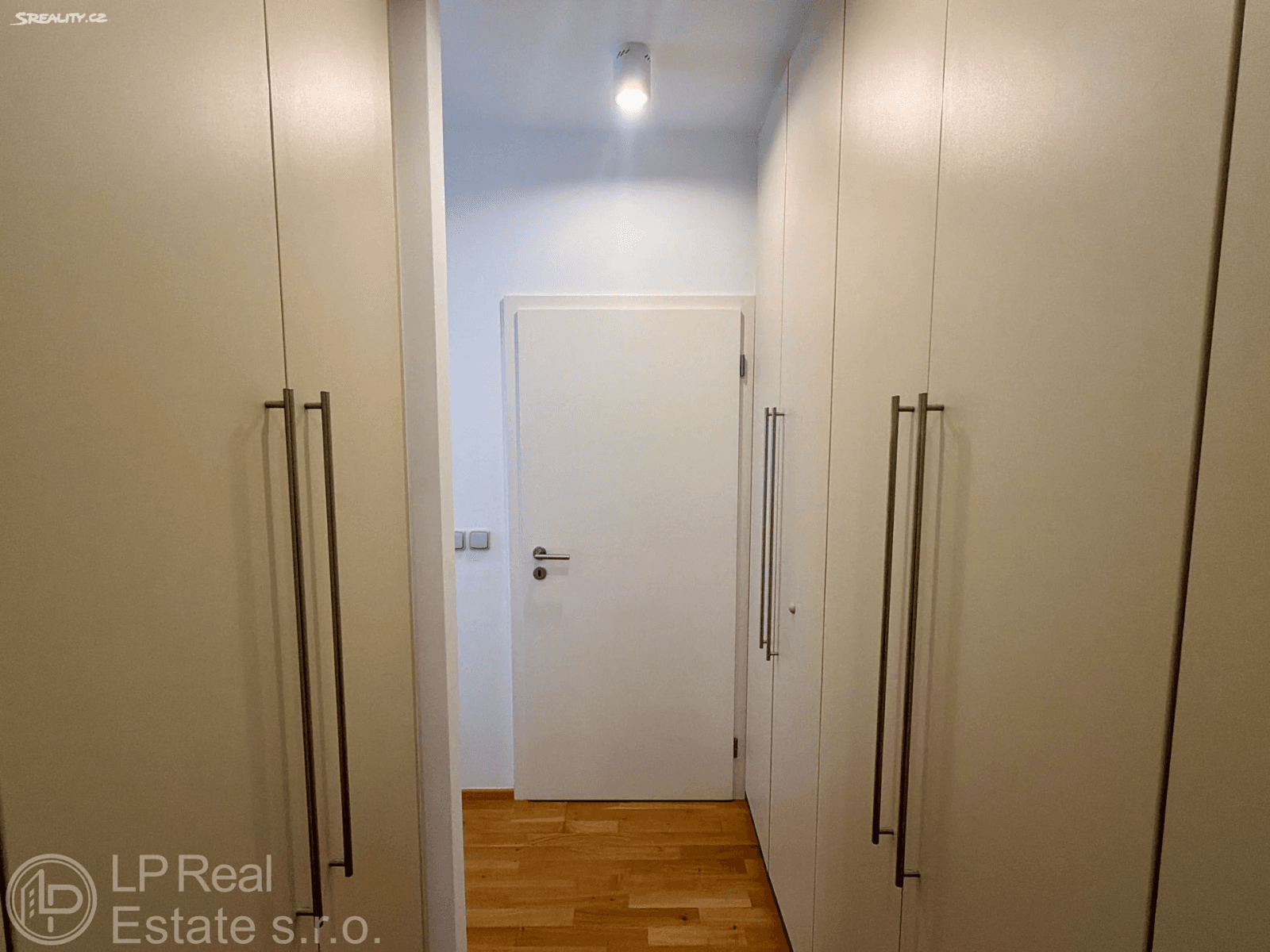Predaj bytu 3-izbový 80 m², Divíškové, Praha, Praha Predaj bytu 3-izbový 80 m², Divíškové, Praha, Praha