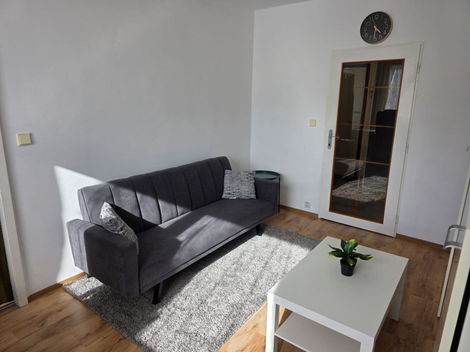 Prenájom bytu 2-izbový 40 m², Bryksova, Praha, Praha Prenájom bytu 2-izbový 40 m², Bryksova, Praha, Praha