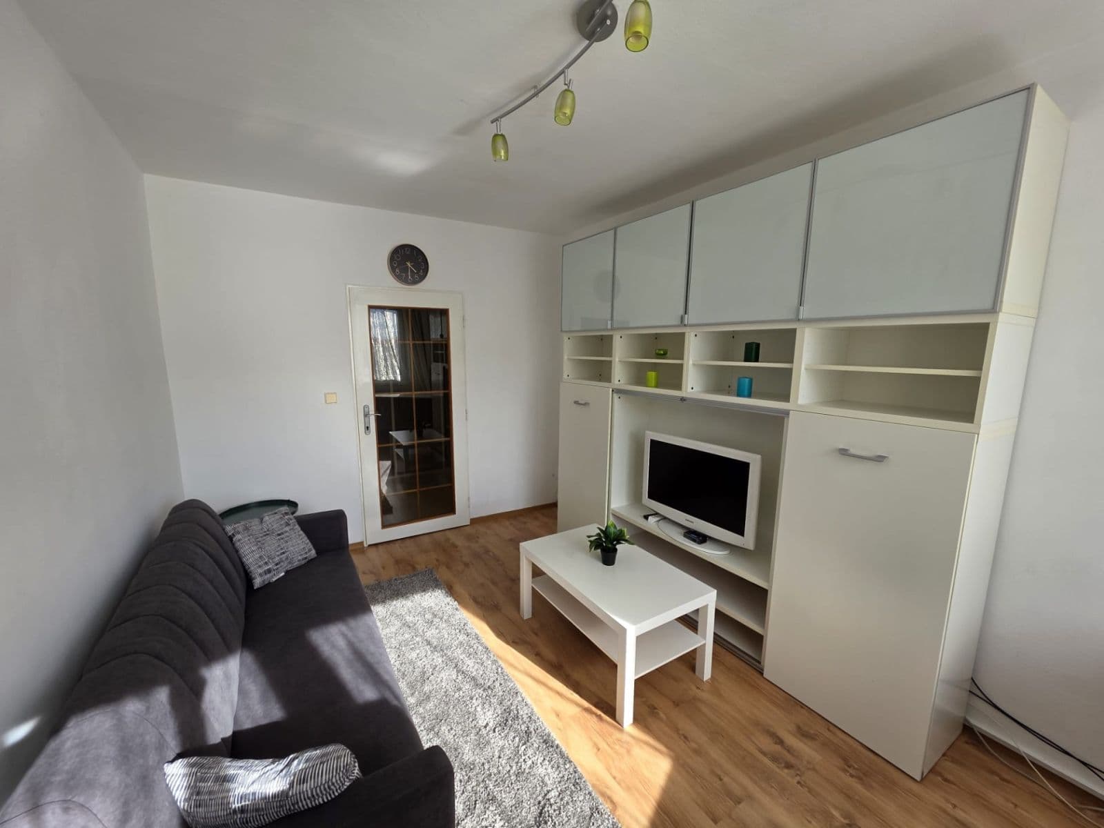 Prenájom bytu 2-izbový 40 m², Bryksova, Praha, Praha Prenájom bytu 2-izbový 40 m², Bryksova, Praha, Praha