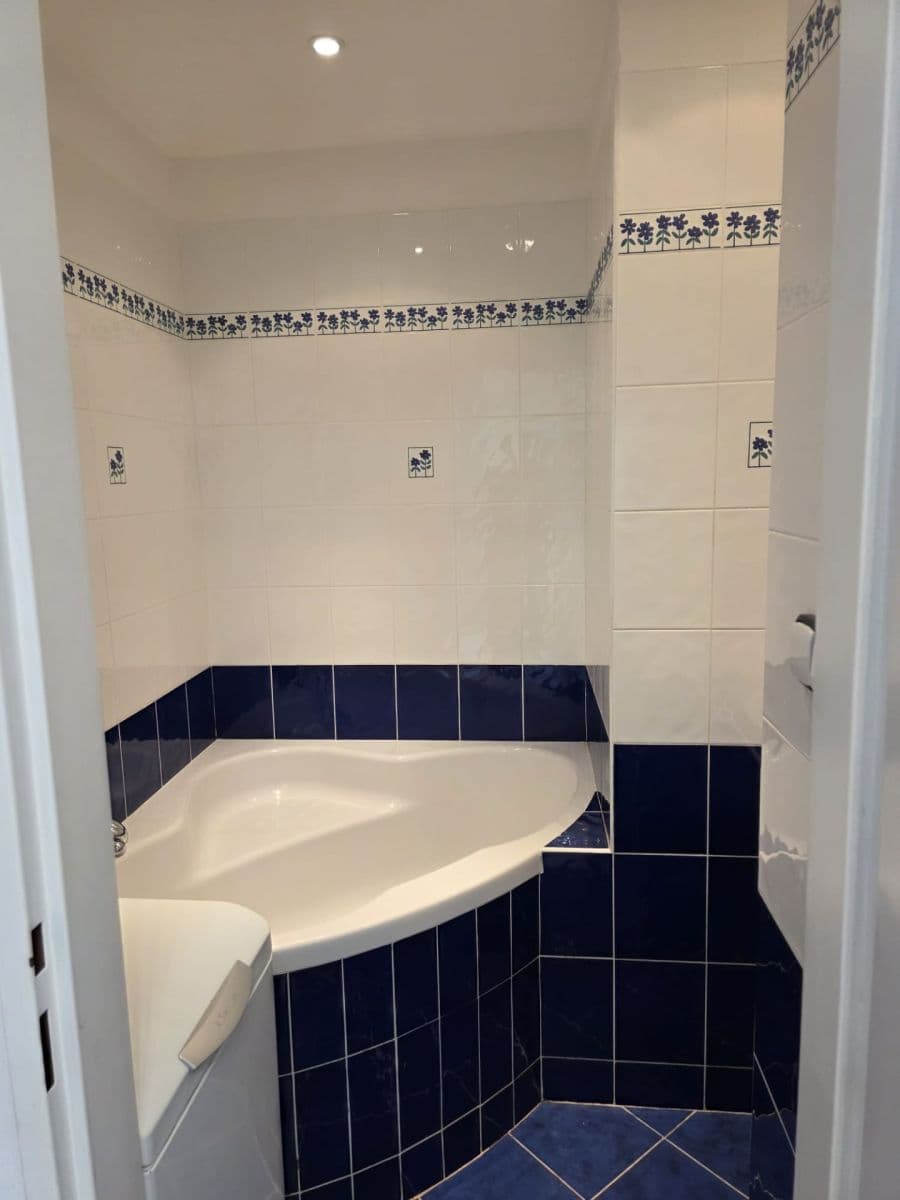 Prenájom bytu 2-izbový 40 m², Bryksova, Praha, Praha Prenájom bytu 2-izbový 40 m², Bryksova, Praha, Praha