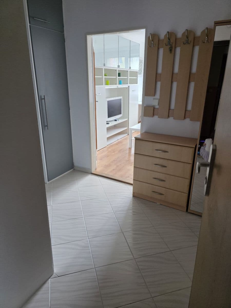 Prenájom bytu 2-izbový 40 m², Bryksova, Praha, Praha Prenájom bytu 2-izbový 40 m², Bryksova, Praha, Praha