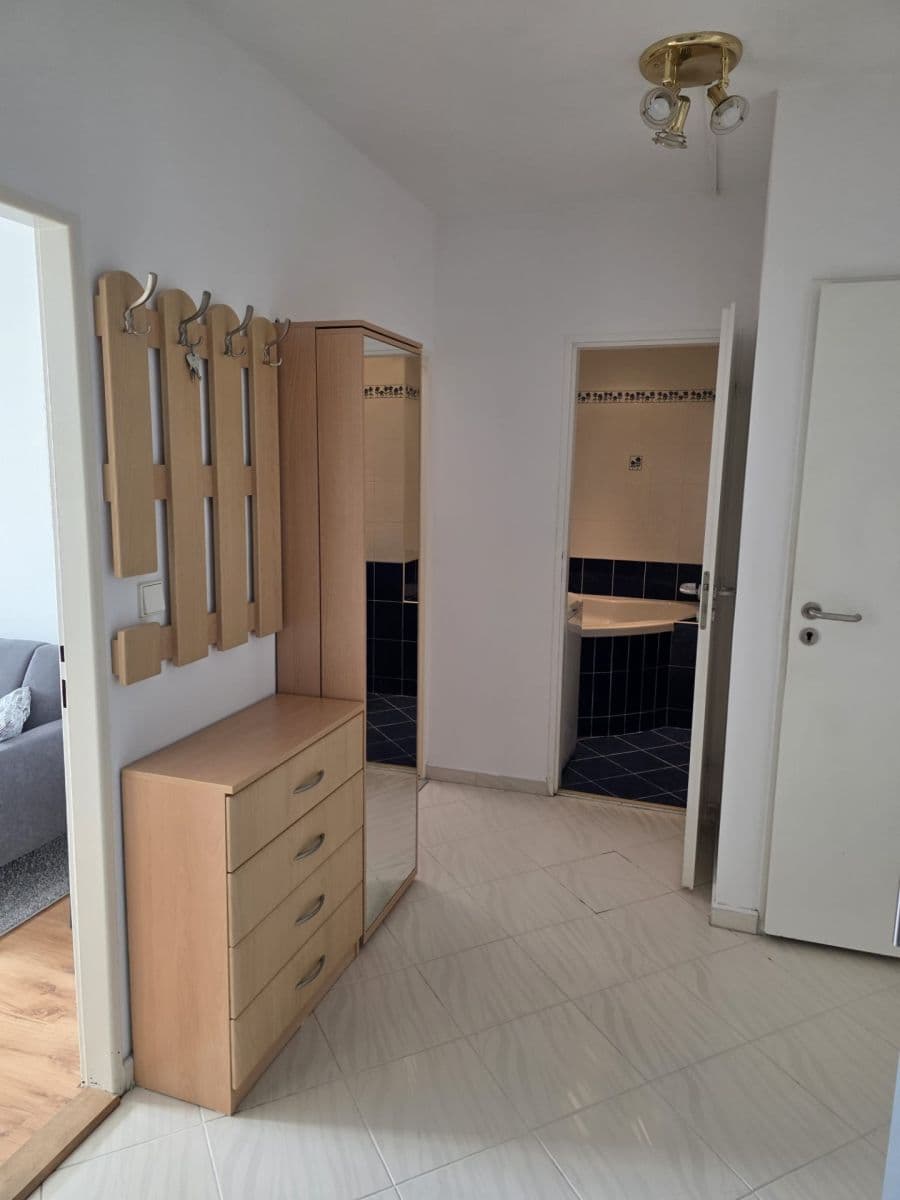 Prenájom bytu 2-izbový 40 m², Bryksova, Praha, Praha Prenájom bytu 2-izbový 40 m², Bryksova, Praha, Praha