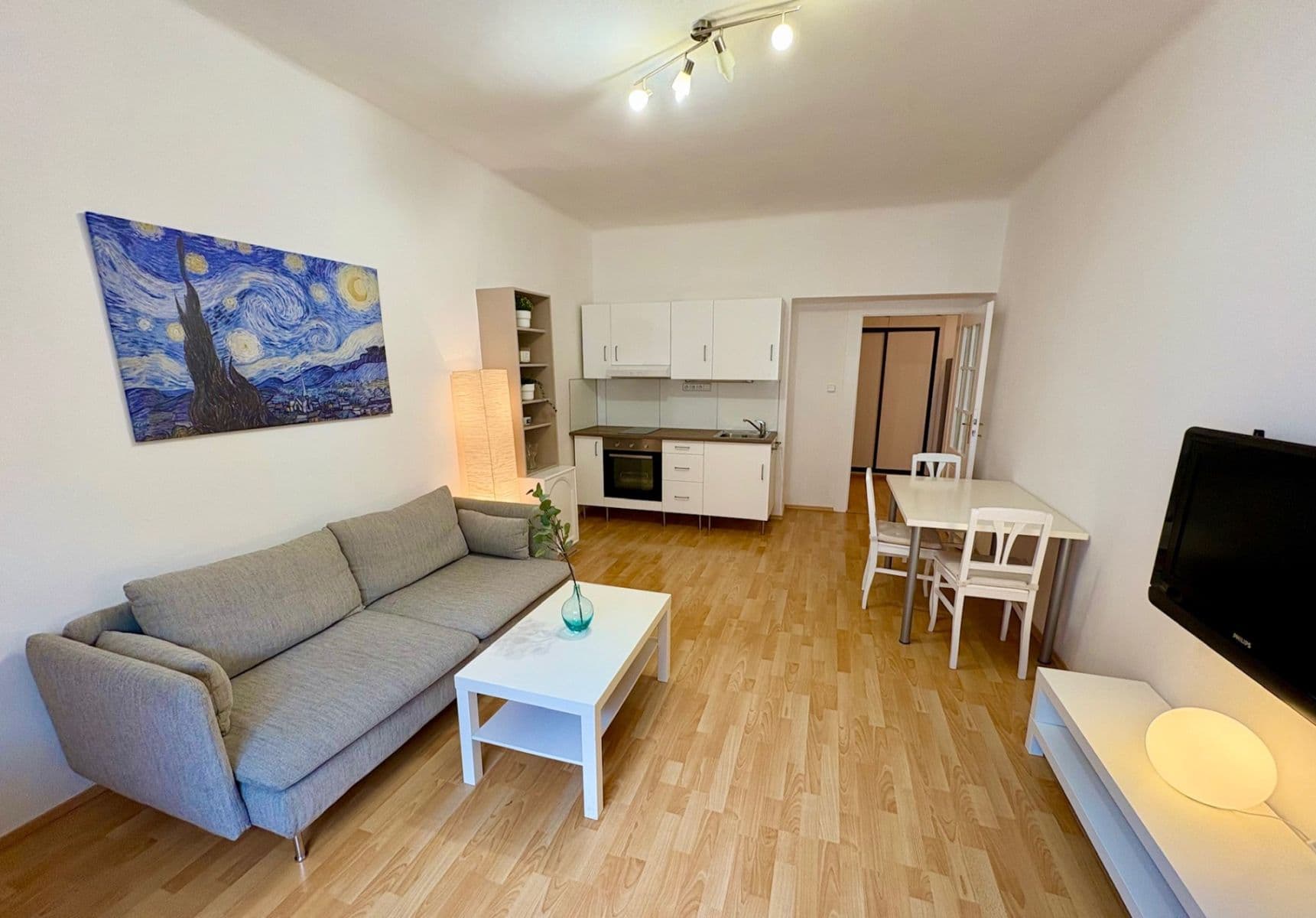 Prenájom bytu 2-izbový 50 m², Petra Slezáka, Praha, Praha Prenájom bytu 2-izbový 50 m², Petra Slezáka, Praha, Praha