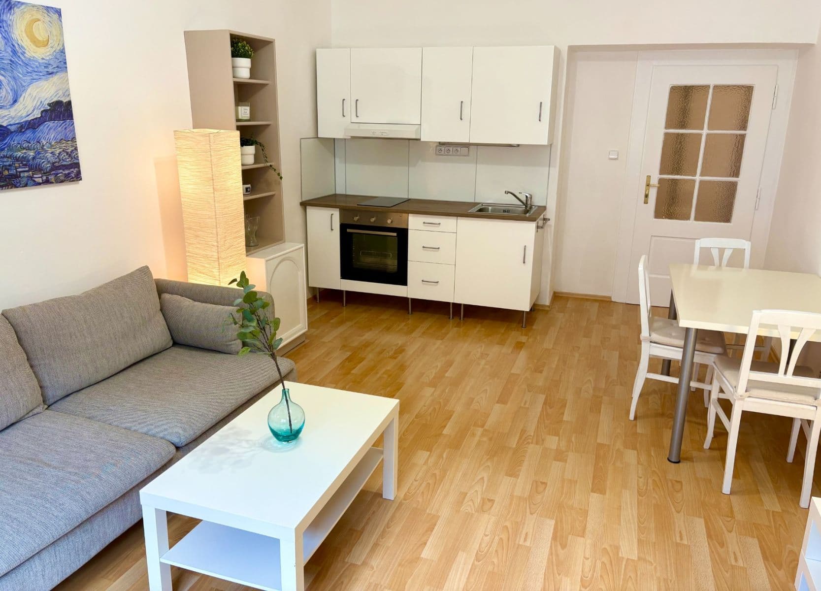 Prenájom bytu 2-izbový 50 m², Petra Slezáka, Praha, Praha Prenájom bytu 2-izbový 50 m², Petra Slezáka, Praha, Praha