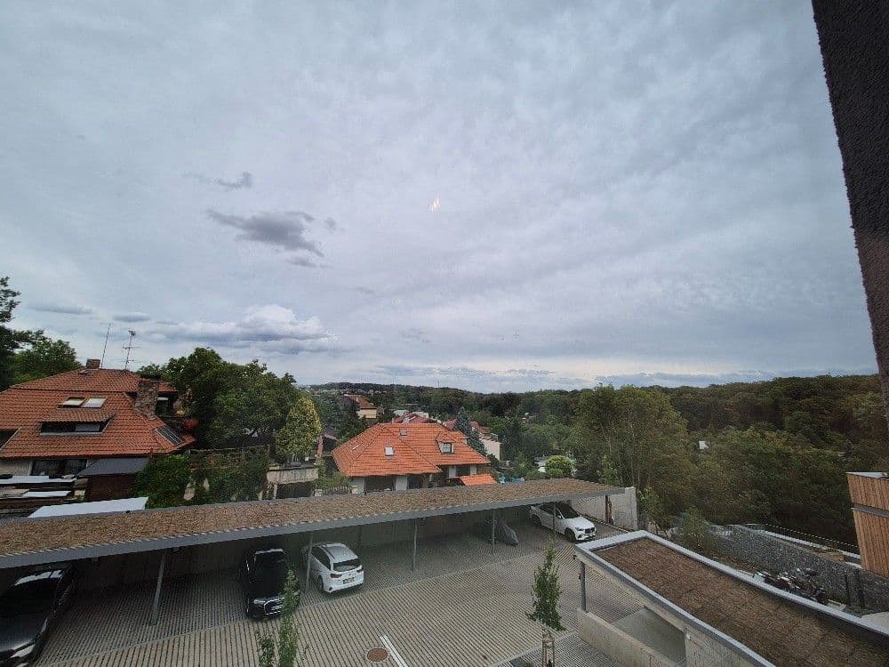 Prenájom bytu 2-izbový 51 m², Mezitraťová, Praha, Praha Prenájom bytu 2-izbový 51 m², Mezitraťová, Praha, Praha