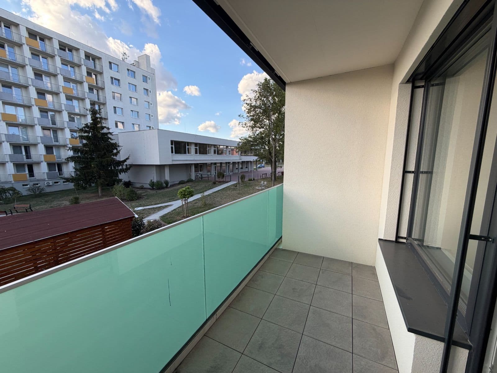 Prenájom bytu 1-izbový 32 m², Družstevní, Třebíč, Kraj Vysočina Prenájom bytu 1-izbový 32 m², Družstevní, Třebíč, Kraj Vysočina