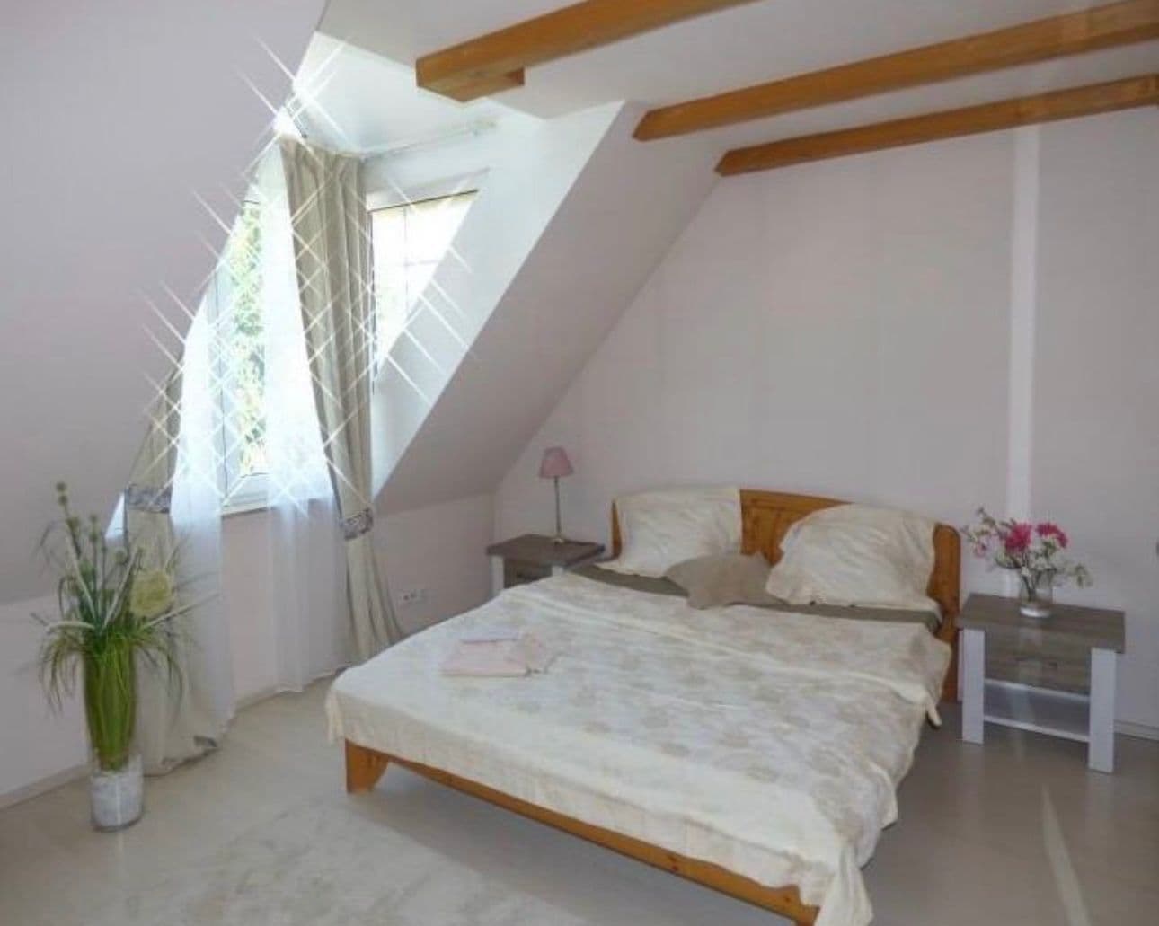 Prenájom bytu 5-izbový 260 m², U Waltrovky, Praha, Praha Prenájom bytu 5-izbový 260 m², U Waltrovky, Praha, Praha