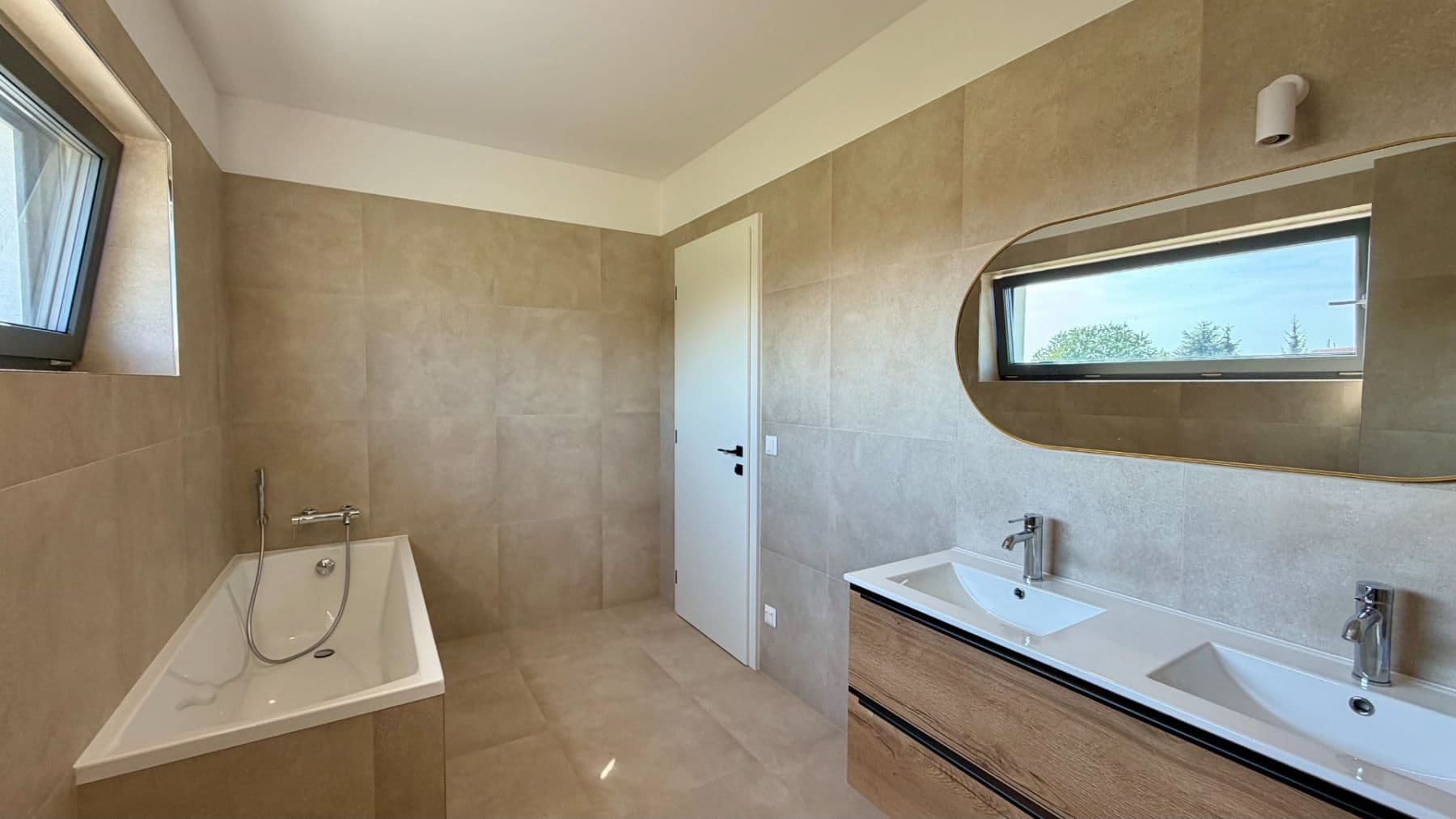 Prenájom domu 102 m², pozemok 179 m², Denivková, Praha, Praha Prenájom domu 102 m², pozemok 179 m², Denivková, Praha, Praha