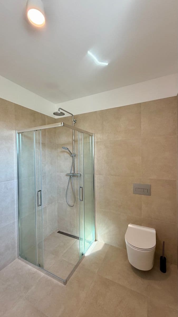 Prenájom domu 102 m², pozemok 179 m², Denivková, Praha, Praha Prenájom domu 102 m², pozemok 179 m², Denivková, Praha, Praha