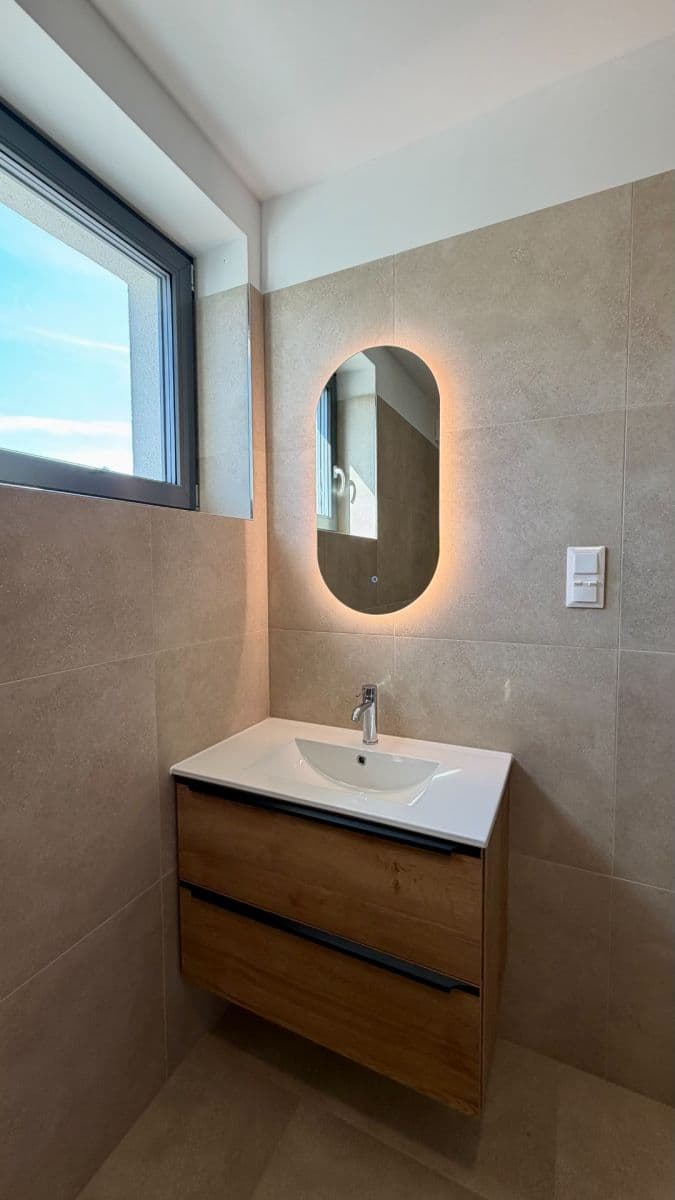 Prenájom domu 102 m², pozemok 179 m², Denivková, Praha, Praha Prenájom domu 102 m², pozemok 179 m², Denivková, Praha, Praha