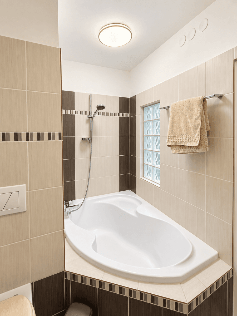 Prenájom bytu 3-izbový 64 m², Benkova, Praha, Praha Prenájom bytu 3-izbový 64 m², Benkova, Praha, Praha