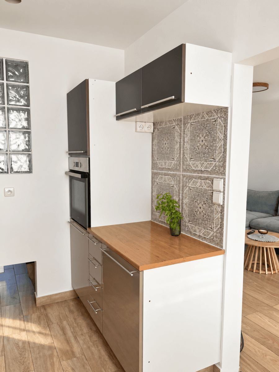 Prenájom bytu 3-izbový 64 m², Benkova, Praha, Praha Prenájom bytu 3-izbový 64 m², Benkova, Praha, Praha