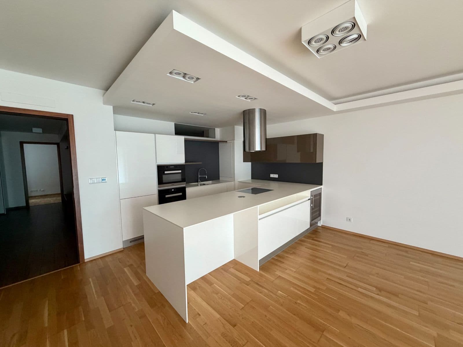 Predaj bytu 3-izbový 132 m², Anenská, Brno, Jihomoravský kraj Predaj bytu 3-izbový 132 m², Anenská, Brno, Jihomoravský kraj