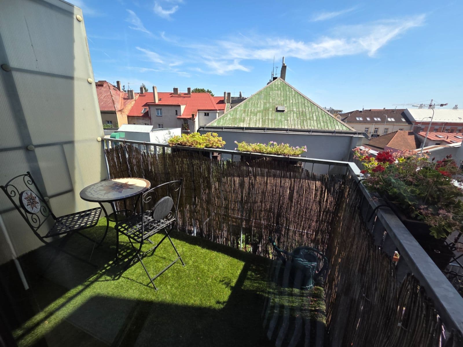 Prenájom bytu 3-izbový 79 m², Ke Stírce, Praha, Praha Prenájom bytu 3-izbový 79 m², Ke Stírce, Praha, Praha