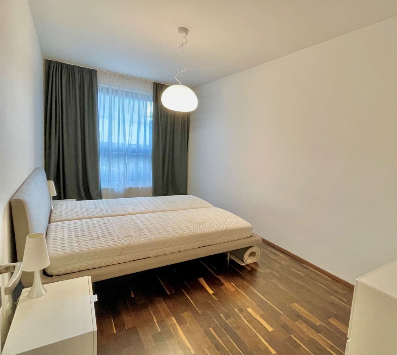 Prenájom bytu 2-izbový 69 m², U Uranie, Praha, Praha Prenájom bytu 2-izbový 69 m², U Uranie, Praha, Praha