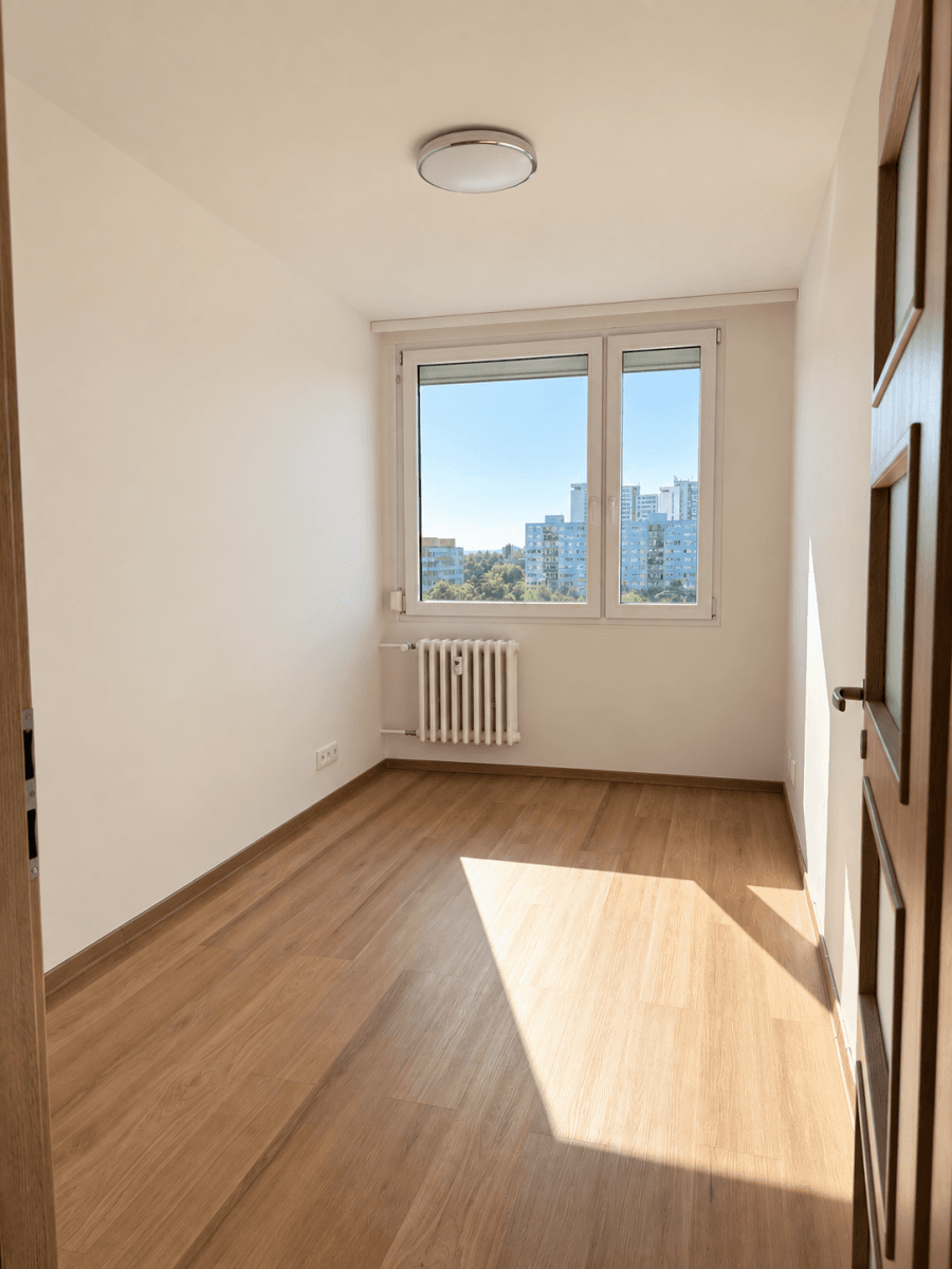 Prenájom bytu 3-izbový 68 m², Jeřábkova, Praha, Praha Prenájom bytu 3-izbový 68 m², Jeřábkova, Praha, Praha