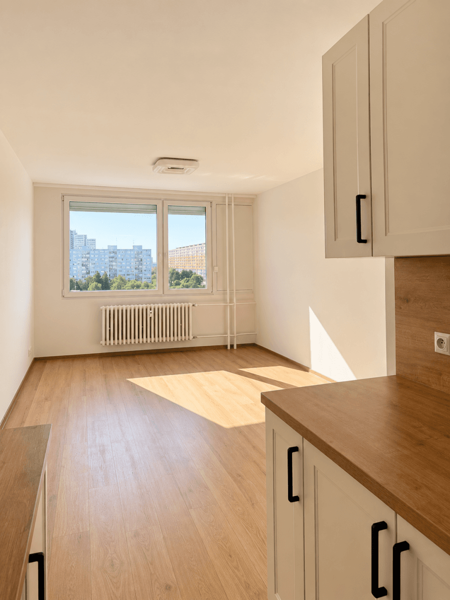 Prenájom bytu 3-izbový 68 m², Jeřábkova, Praha, Praha Prenájom bytu 3-izbový 68 m², Jeřábkova, Praha, Praha