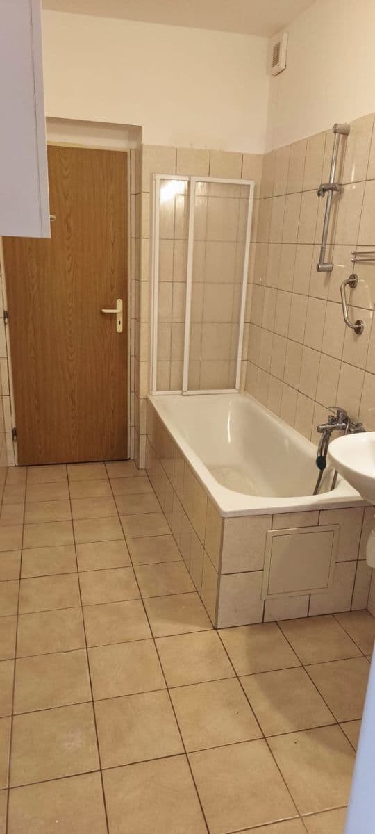 Predaj bytu 2-izbový 59 m², Kolmá, Jablonec nad Nisou, Liberecký kraj Predaj bytu 2-izbový 59 m², Kolmá, Jablonec nad Nisou, Liberecký kraj